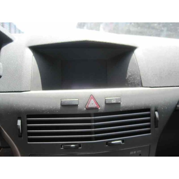 opel astra h berlina del año 2004