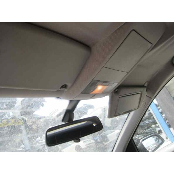 opel astra h berlina del año 2004