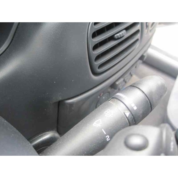 renault megane i fase 2 classic (la..) del año 2000