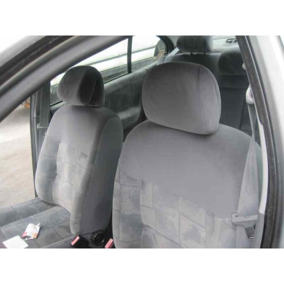 renault megane i fase 2 classic (la..) del año 2000