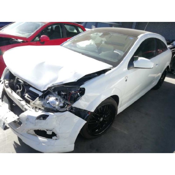 opel astra gtc del año 2010
