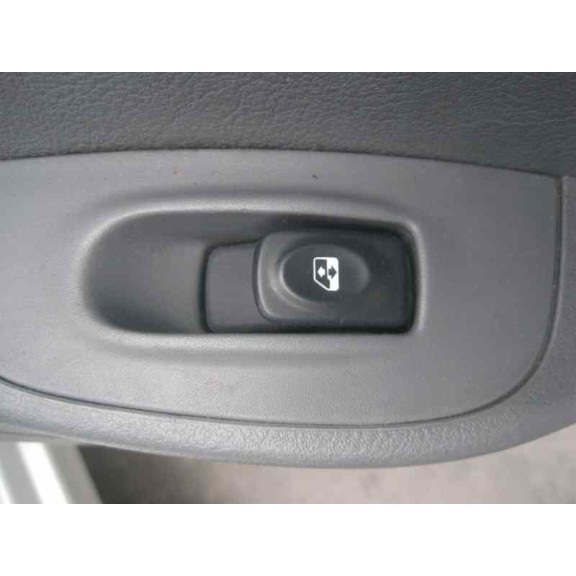 renault megane i fase 2 classic (la..) del año 2000