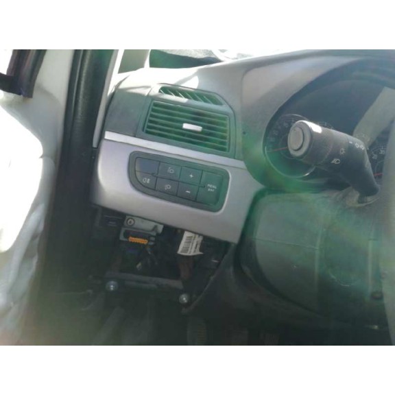 fiat punto (evo) (199) del año 2012