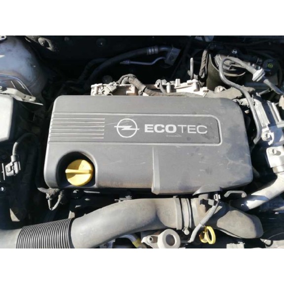 opel astra gtc del año 2010