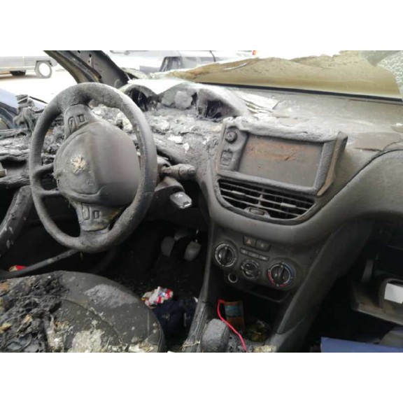 peugeot 208 del año 2016