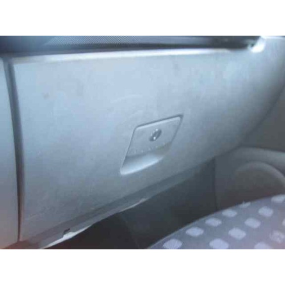 volkswagen new beetle (9c1/1c1) del año 2000