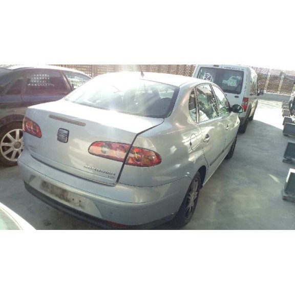 seat cordoba berlina (6l2) del año 2003