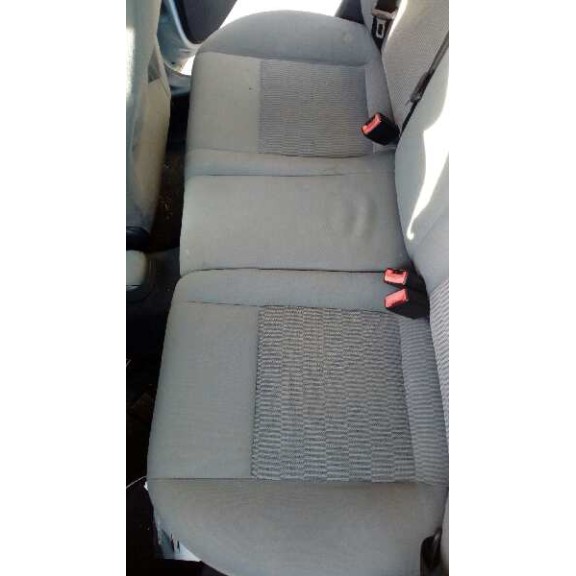 seat cordoba berlina (6l2) del año 2003