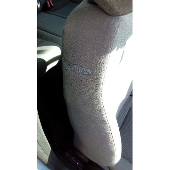 seat cordoba berlina (6l2) del año 2003