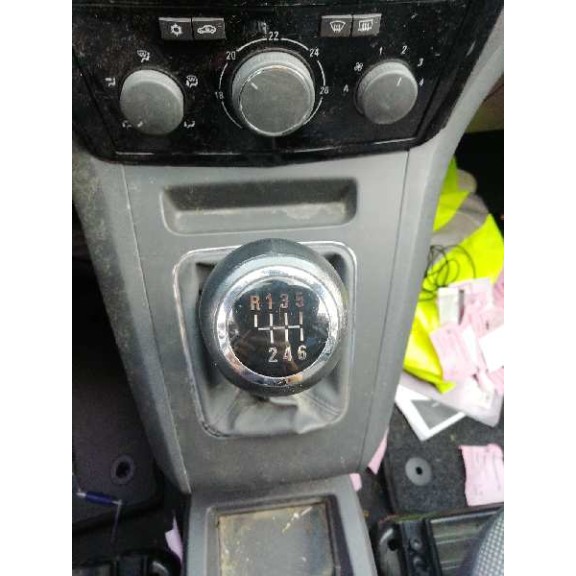 opel zafira b del año 2013