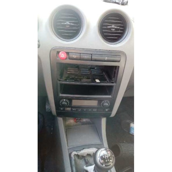 seat cordoba berlina (6l2) del año 2003