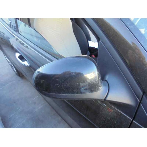 lancia ypsilon (402) del año 2013