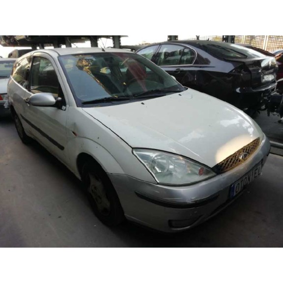 ford focus berlina (cak) del año 2001