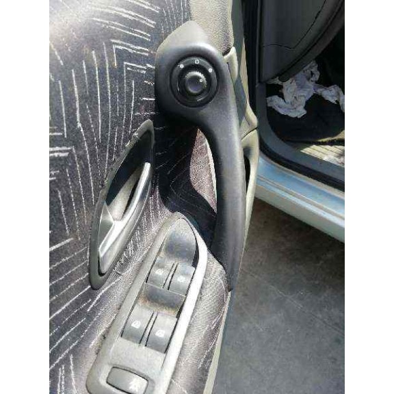 renault laguna ii grandtour (kg0) del año 2002