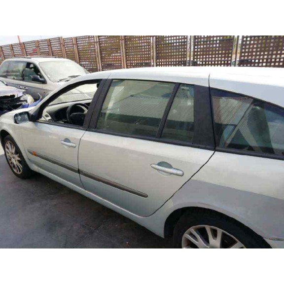 renault laguna ii grandtour (kg0) del año 2002