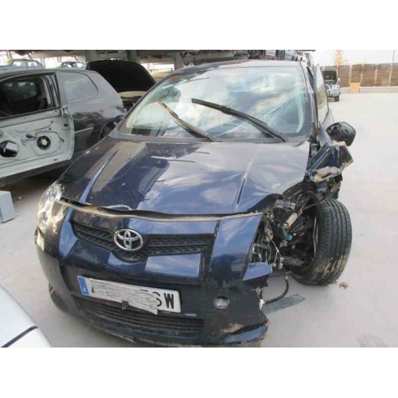 toyota auris del año 2007