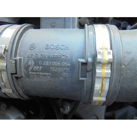 lancia ypsilon (402) del año 2013