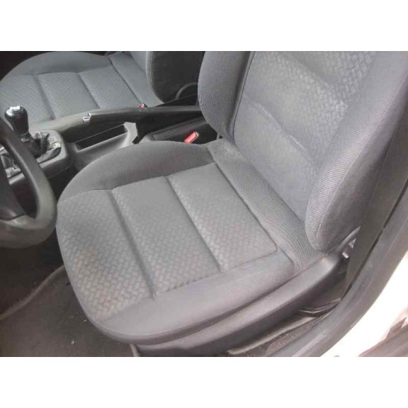 audi a4 berlina (b5) del año 1996