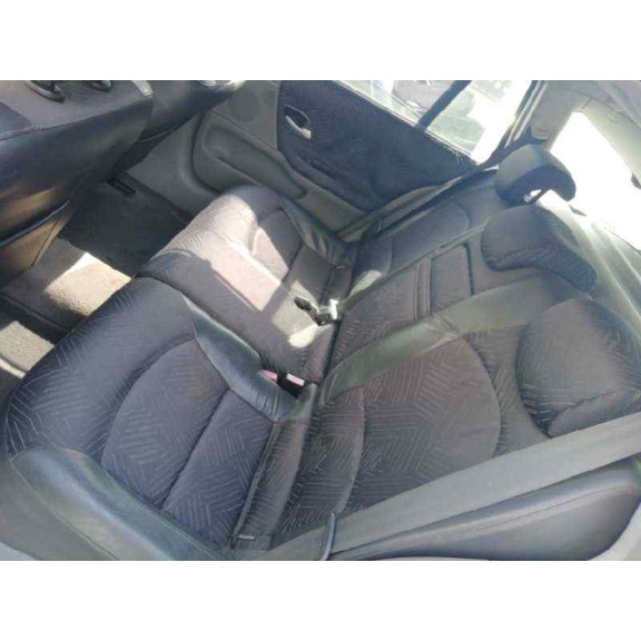 renault laguna ii grandtour (kg0) del año 2002