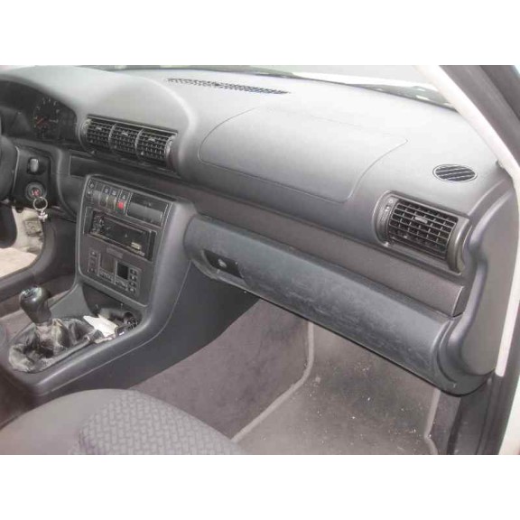 audi a4 berlina (b5) del año 1996