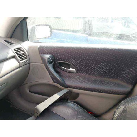 renault laguna ii grandtour (kg0) del año 2002