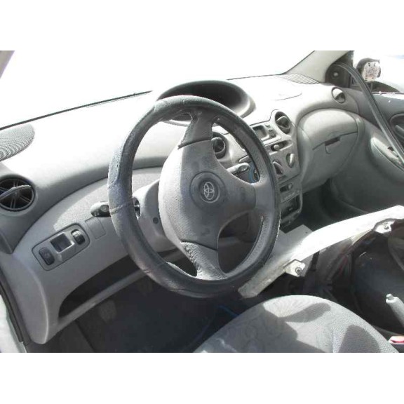 toyota yaris (ncp1/nlp1/scp1) del año 2000