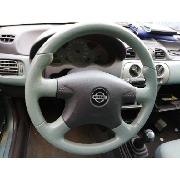 nissan micra (k11) del año 2002