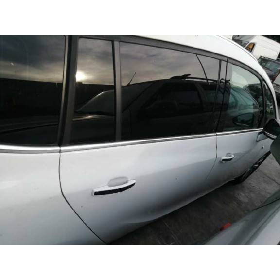 opel zafira tourer del año 2012