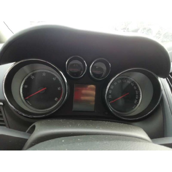 opel zafira tourer del año 2012