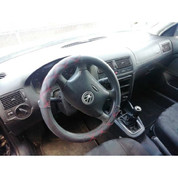 volkswagen golf iv berlina (1j1) del año 2000