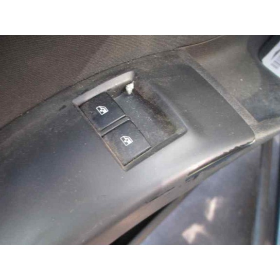 opel meriva b del año 2012