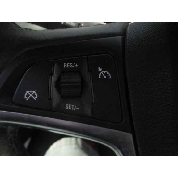 opel meriva b del año 2012