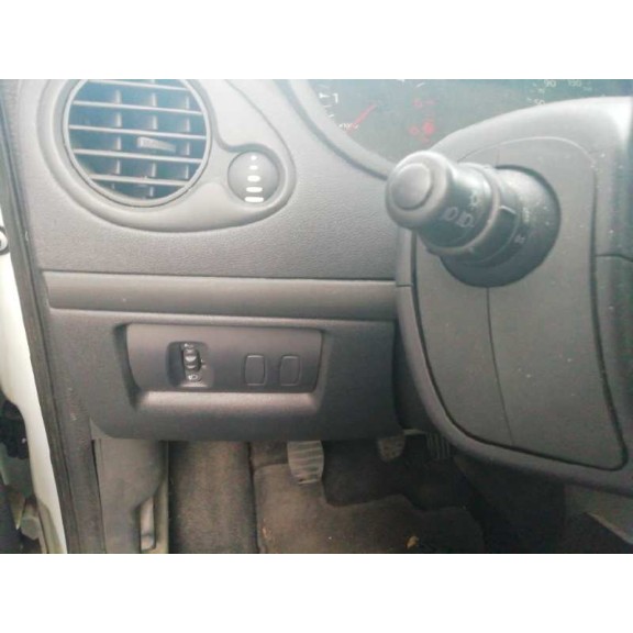 renault clio iii del año 2013