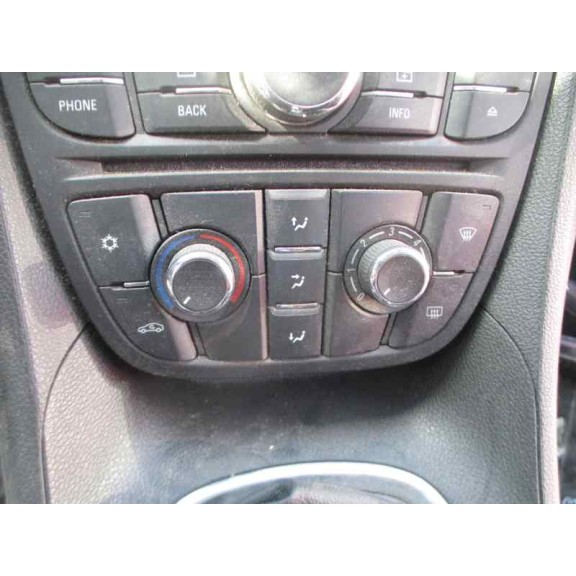 opel meriva b del año 2012