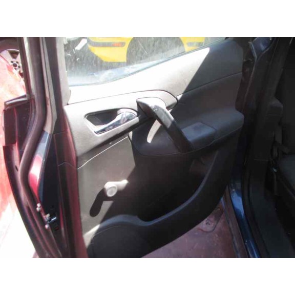 opel meriva b del año 2012