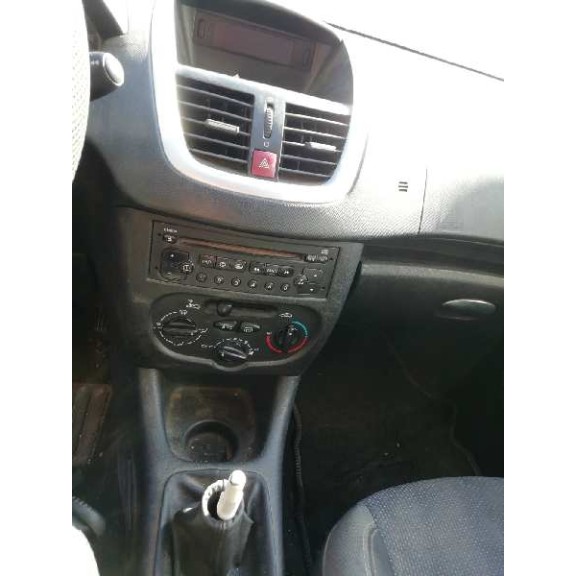 peugeot 206+ del año 2010