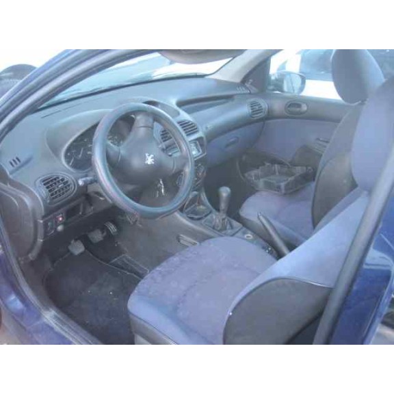 peugeot 206 berlina del año 1999