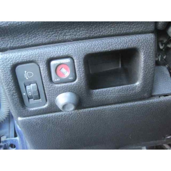 peugeot 206 berlina del año 1999