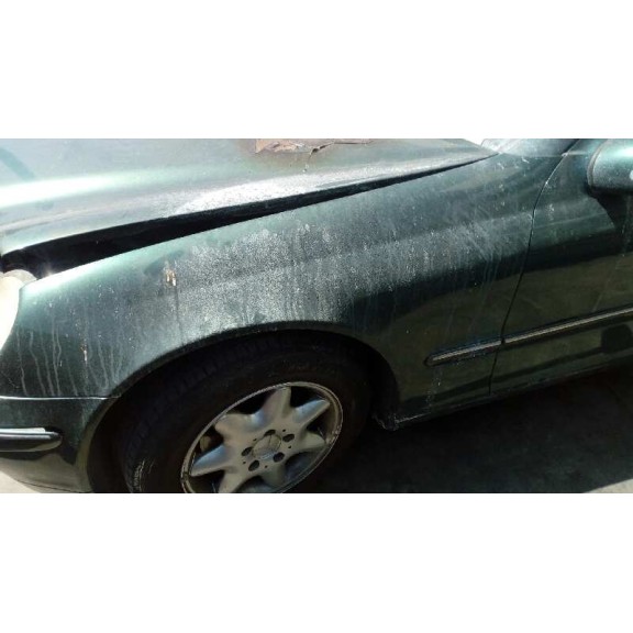 mercedes-benz clase c (w203) berlina del año 2000