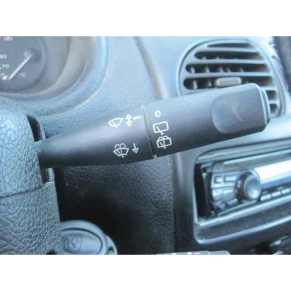 peugeot 206 berlina del año 1999