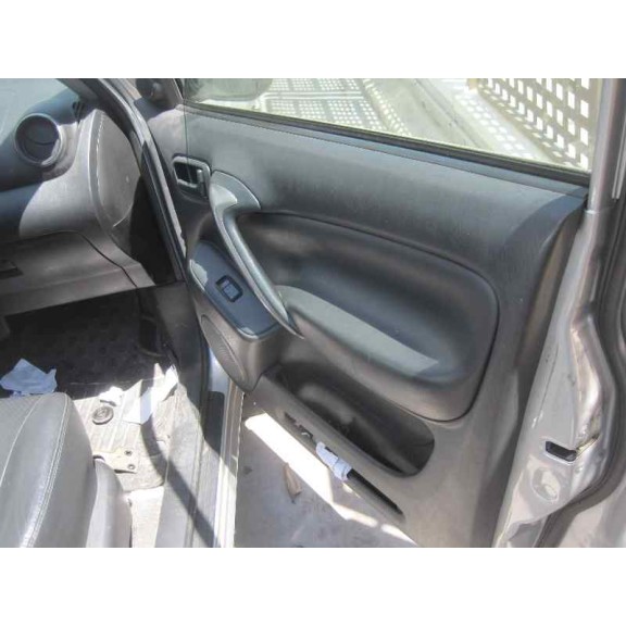 toyota rav 4 (a2) del año 2004