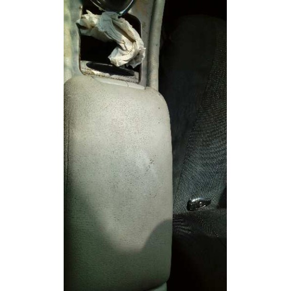 mercedes-benz clase c (w203) berlina del año 2000