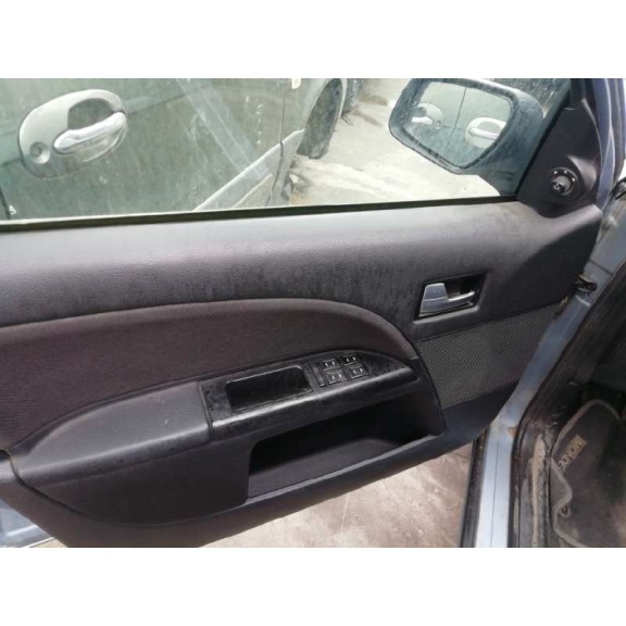 ford mondeo berlina (ge) del año 2004