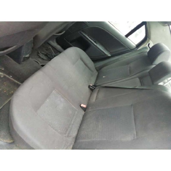 ford mondeo berlina (ge) del año 2004