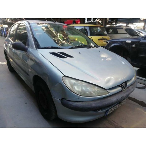 peugeot 206 berlina del año 2004
