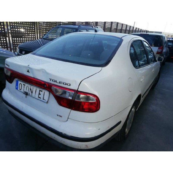 seat toledo (1m2) del año 2000