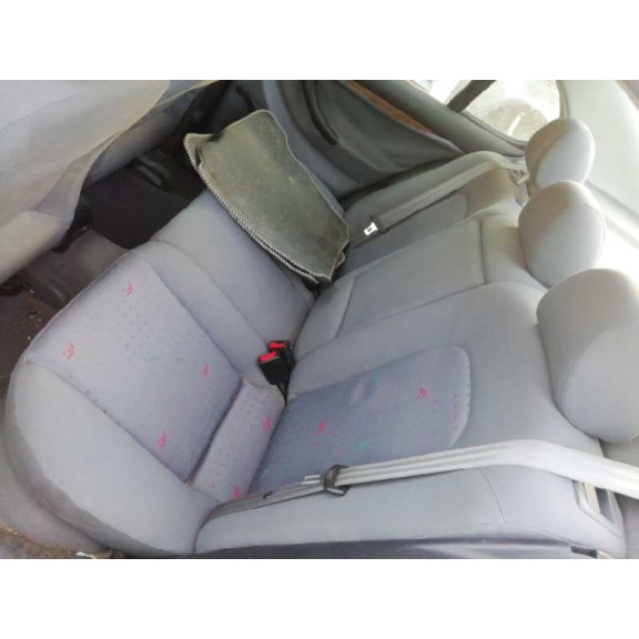 seat toledo (1m2) del año 2000