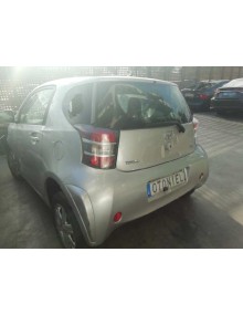 toyota iq del año 2010