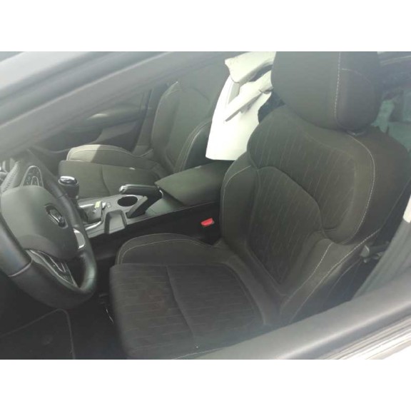 renault megane iv berlina 5p del año 2018