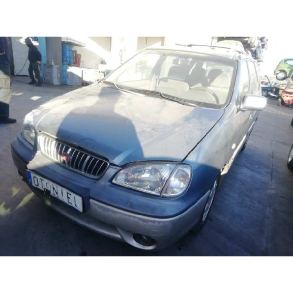 kia carens del año 2002